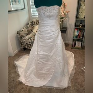 David’s Bridal Wedding Dress